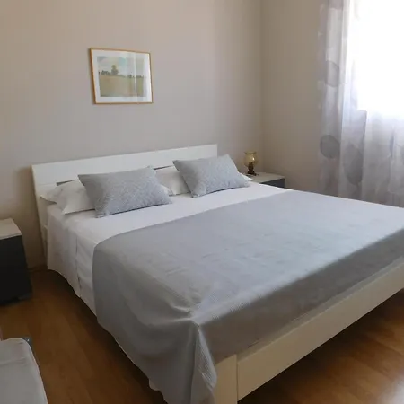 Island Bonaca Apartment *